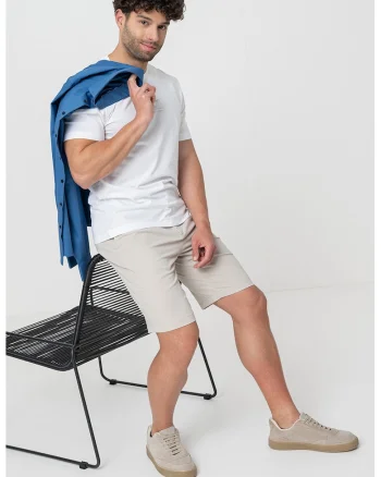 Tricou cu decolteu la baza gatului si imprimeu logo, Alb
