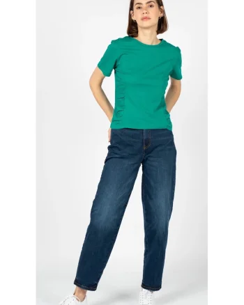 Tricou slim-fit cu decolteu la baza gatului,