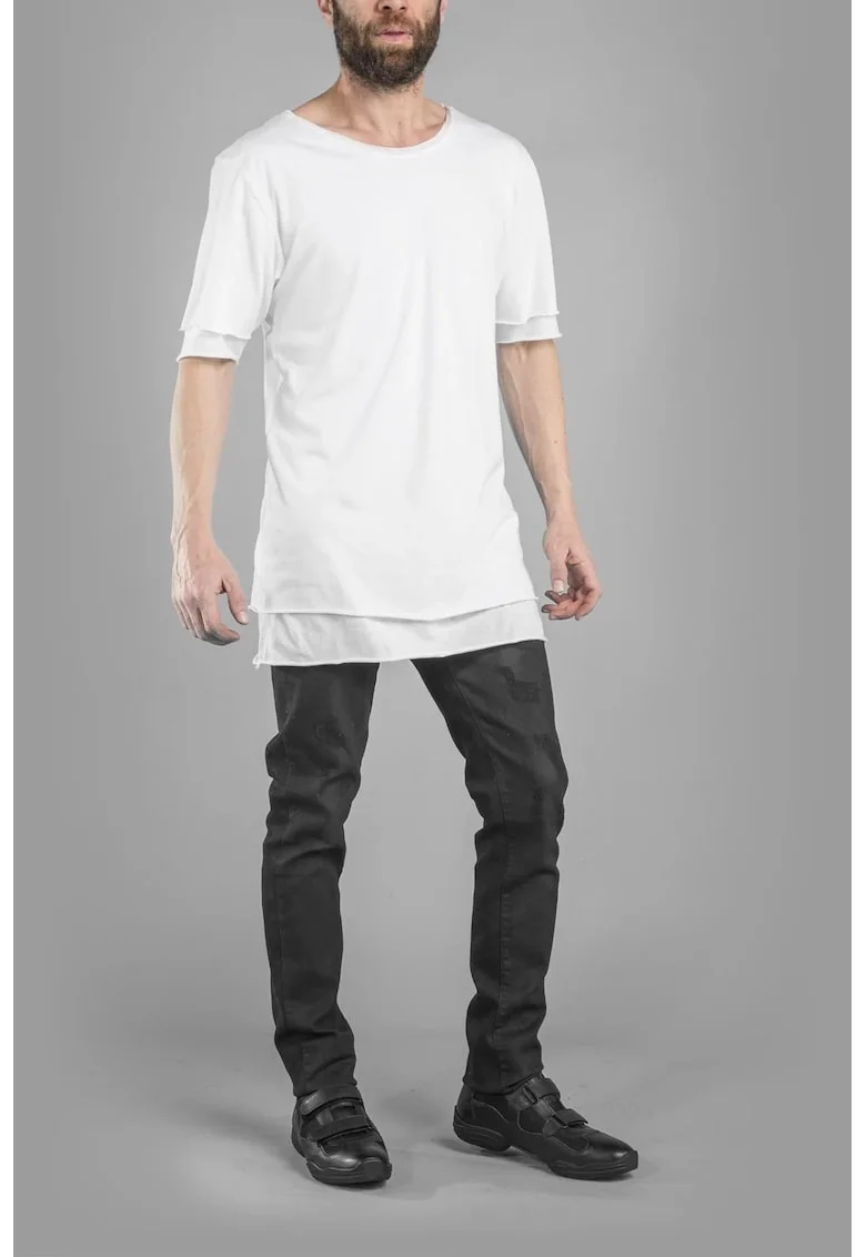 Tricou Cu Decolteu La Baza Gatului,