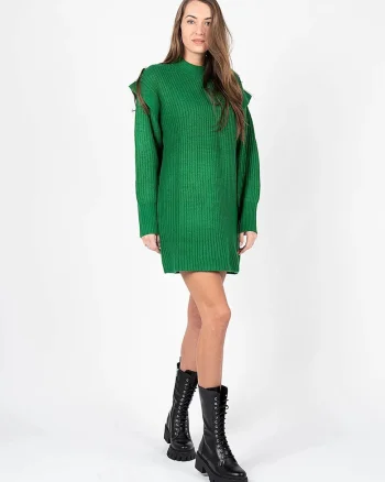 Rochie pulovar cu umeri cazuti,