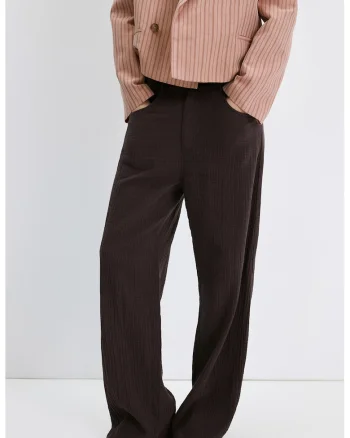Pantaloni ampli, Maro inchis