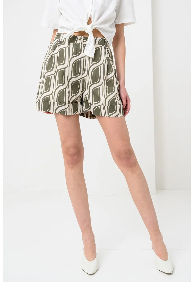 Pantalomni scurti cu croiala ampla si talie medie, Verde/Bej deschis