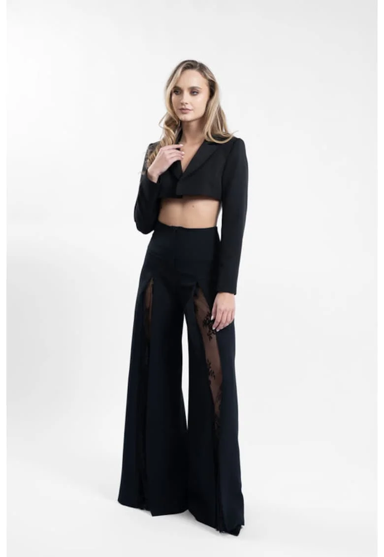 Pantaloni evazati cu insertii din dantela Chantilly -