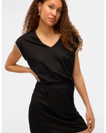 Tricou cu decolteu in V si maneci scurte, Negru