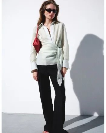 Pantaloni drepti cu pliuri, Negru