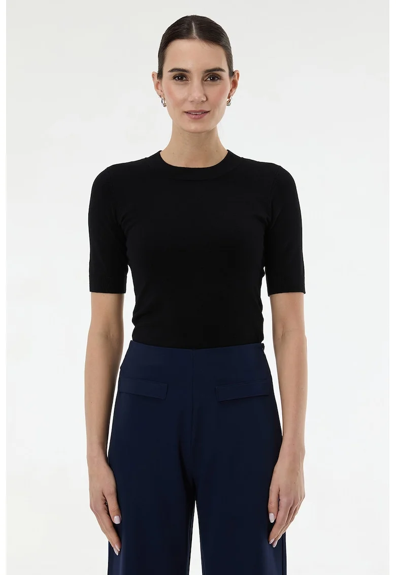 Tricou slim fit cu model uni, Negru