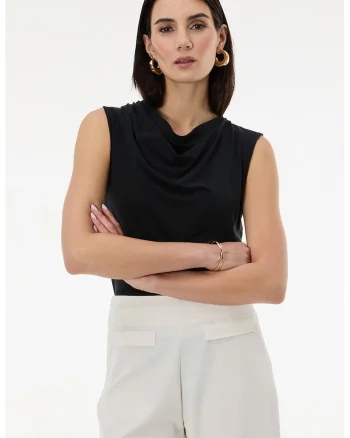 Bluza fara maneci cu model uni, Negru