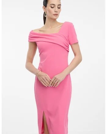 Rochie cambrata cu decolteu asimetric, Roz