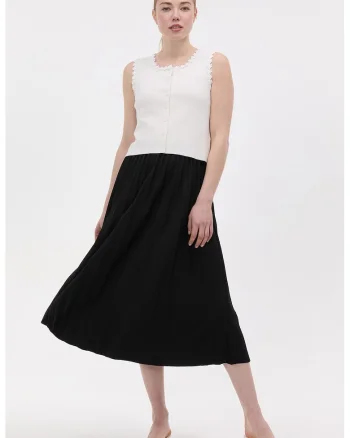 Fusta midi plisata, Negru