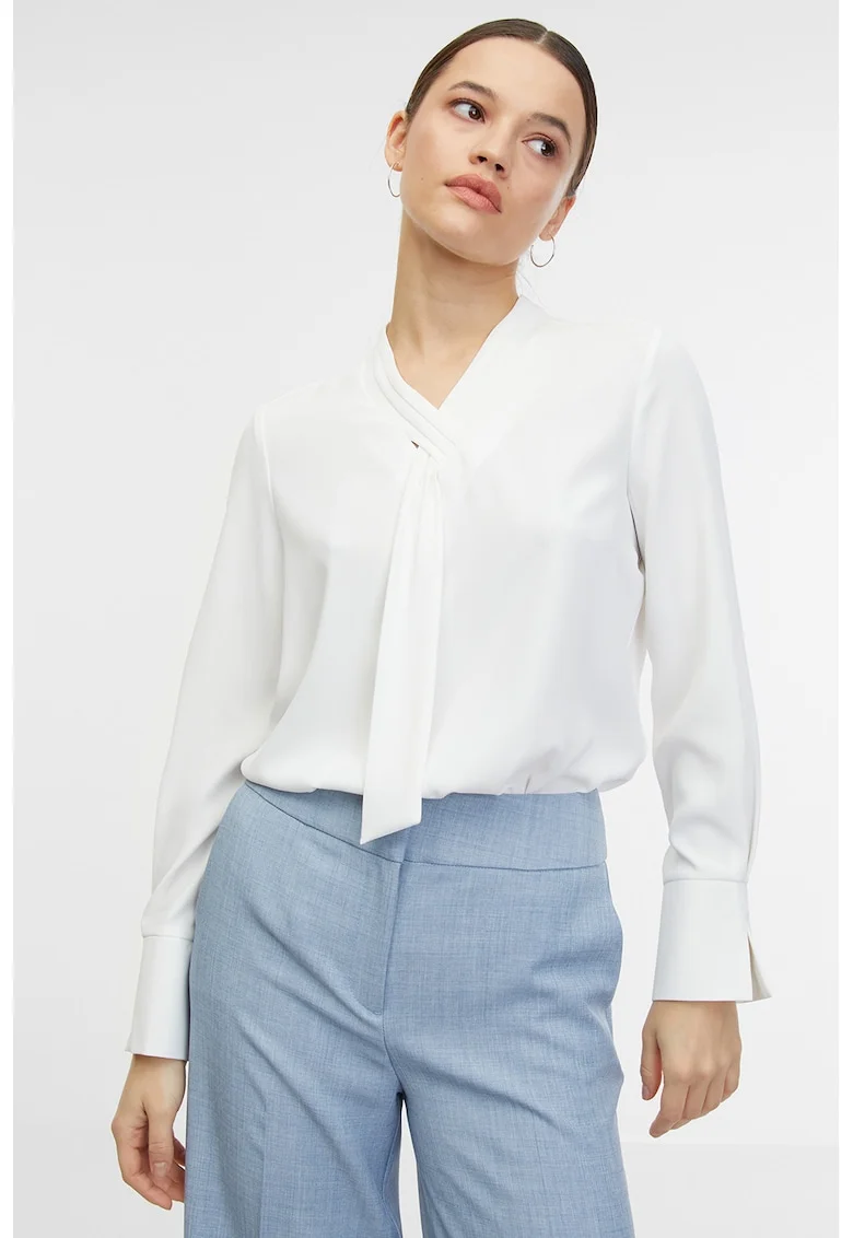 Bluza cu cravata, Alb