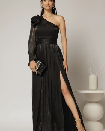 Rochie DY Fashion neagra pe un umar cu detaliu floral amplu din voal peliculizat