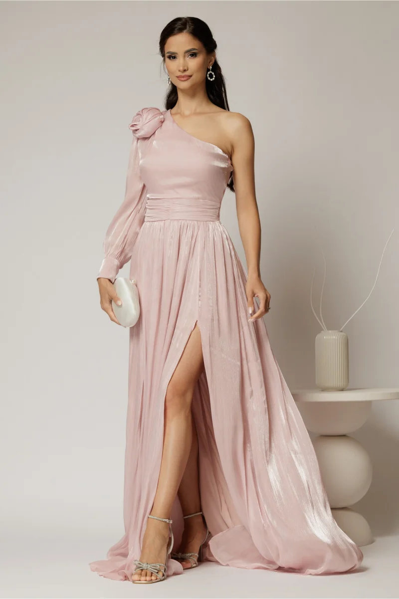 Rochie DY Fashion roz pe un umar cu detaliu floral amplu din voal peliculizat