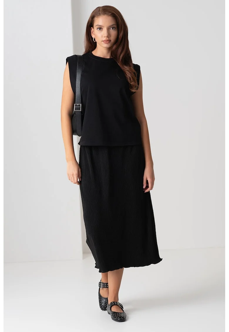 Bluza uni cu decolteu la baza gatului