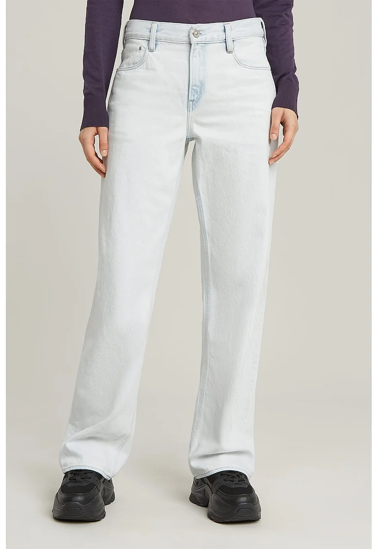 Blugi relaxed-fit Judee, Alb/Albastru pal