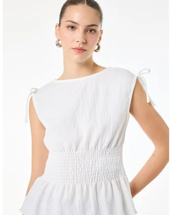 Tricou cu talie elastica si terminatie evazata, Alb