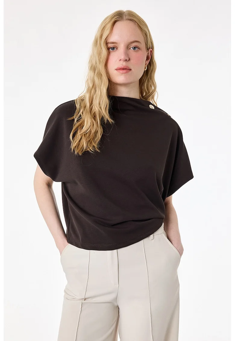 Tricou din amestec de modal cu umeri pe decolteu, Maro inchis