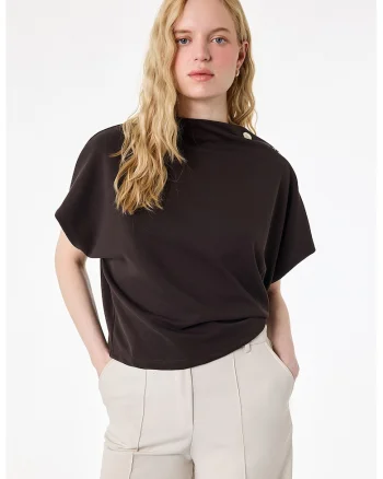 Tricou din amestec de modal cu umeri pe decolteu, Maro inchis