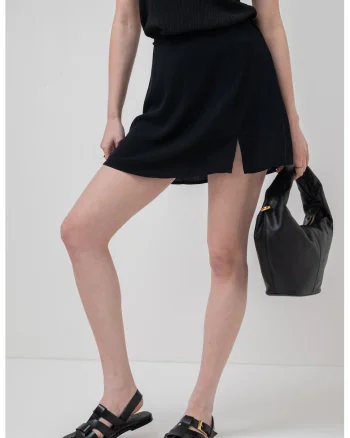 Pantaloni scurti cu model 2in1 si talie inalta, Negru
