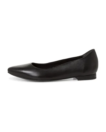 Balerini de piele, Negru