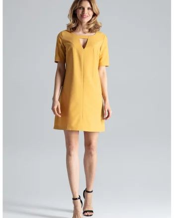 Rochie mini  galbena, eleganta, cu decolteu decupat, viscoza