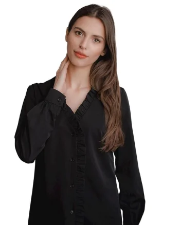 Camasa dama,  neagra, cu decolteu in forma de inima, garnitura cu volane, maneci lungi