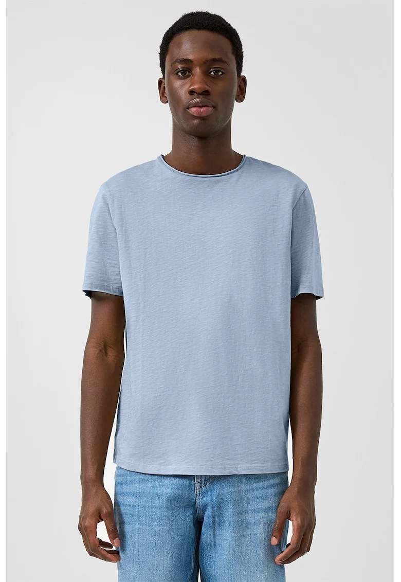 Tricou regular fit cu decolteu la baza gatului si terminatie plisata