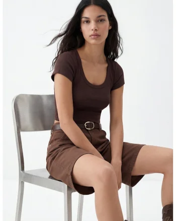Tricou crop striat, Maro inchis