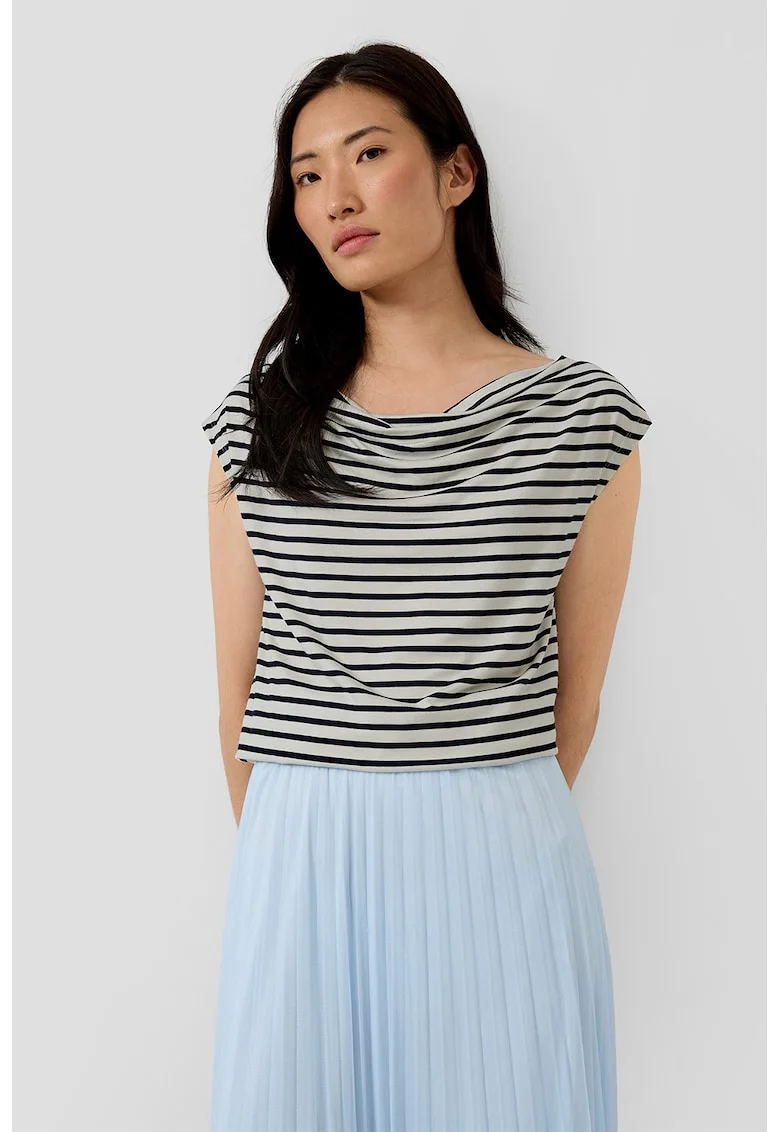Tricou cu decolteu rotund