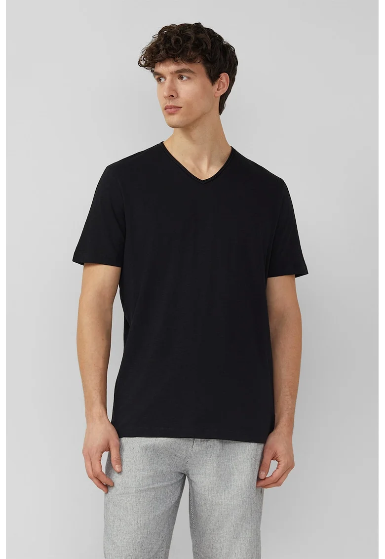 Tricou cu decolteu in V
