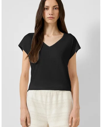 Tricou cu decolteu in V , decupaje si insertii brodate