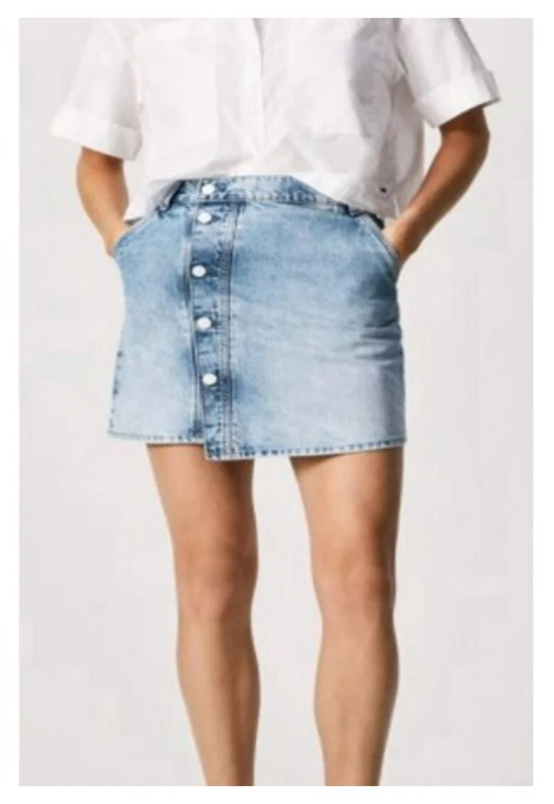Fusta din denim cu nasturi decorativi Hannah