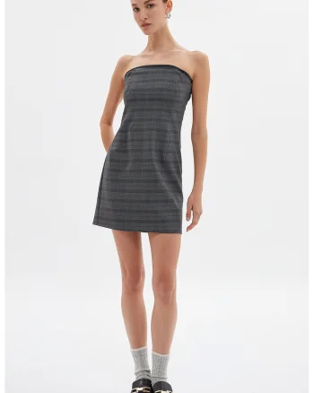 Rochie in carouri cu decolteu pe umeri, Gri
