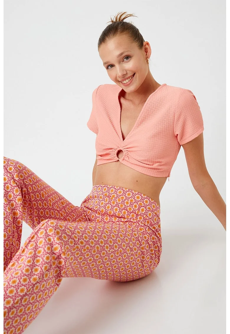 Tricou crop cu decolteu in V, Roz somon