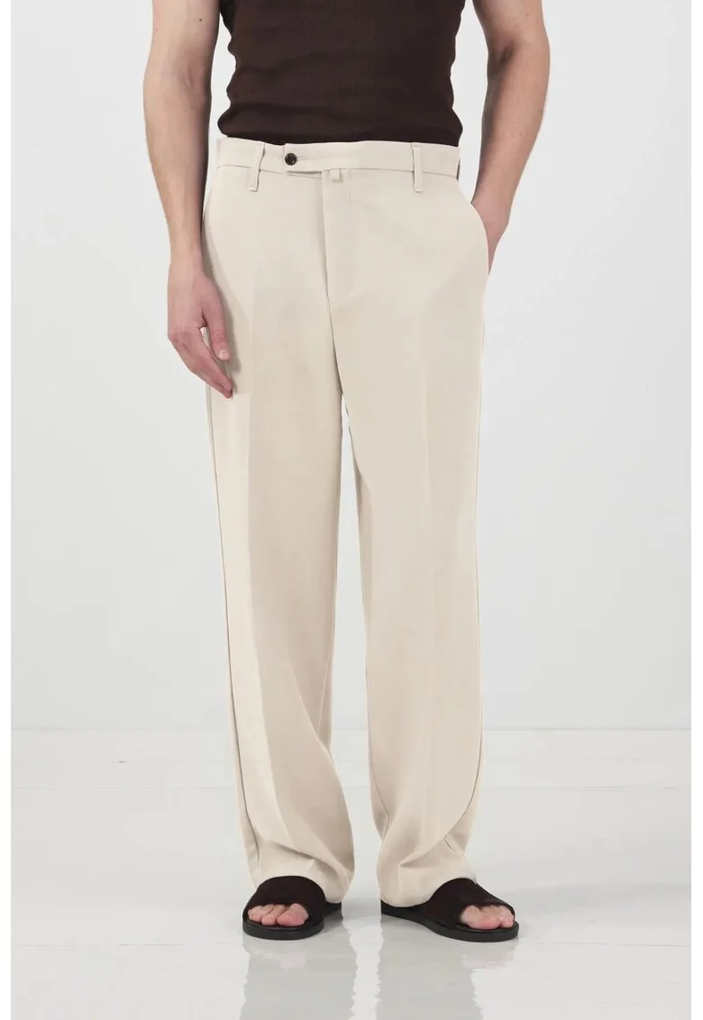 Pantaloni barbati,  talie medie, croiala dreapta, bej natural, poliester