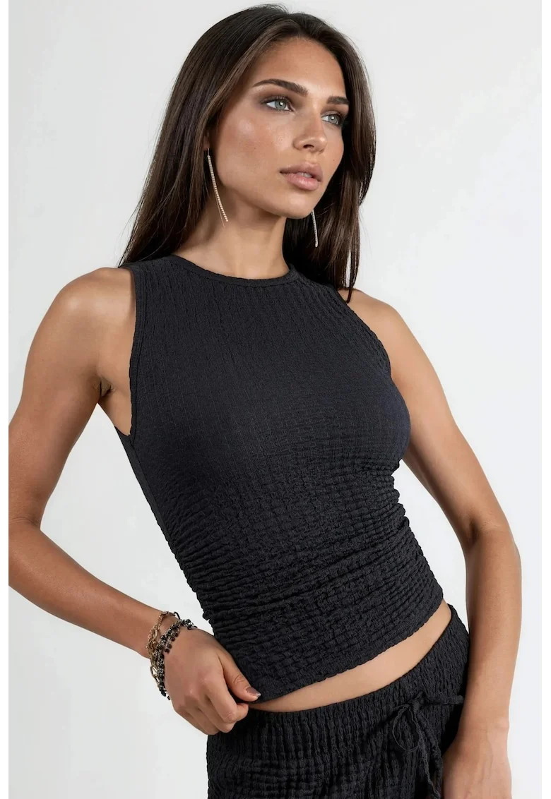 Top dama,  Guler rotund, Negru