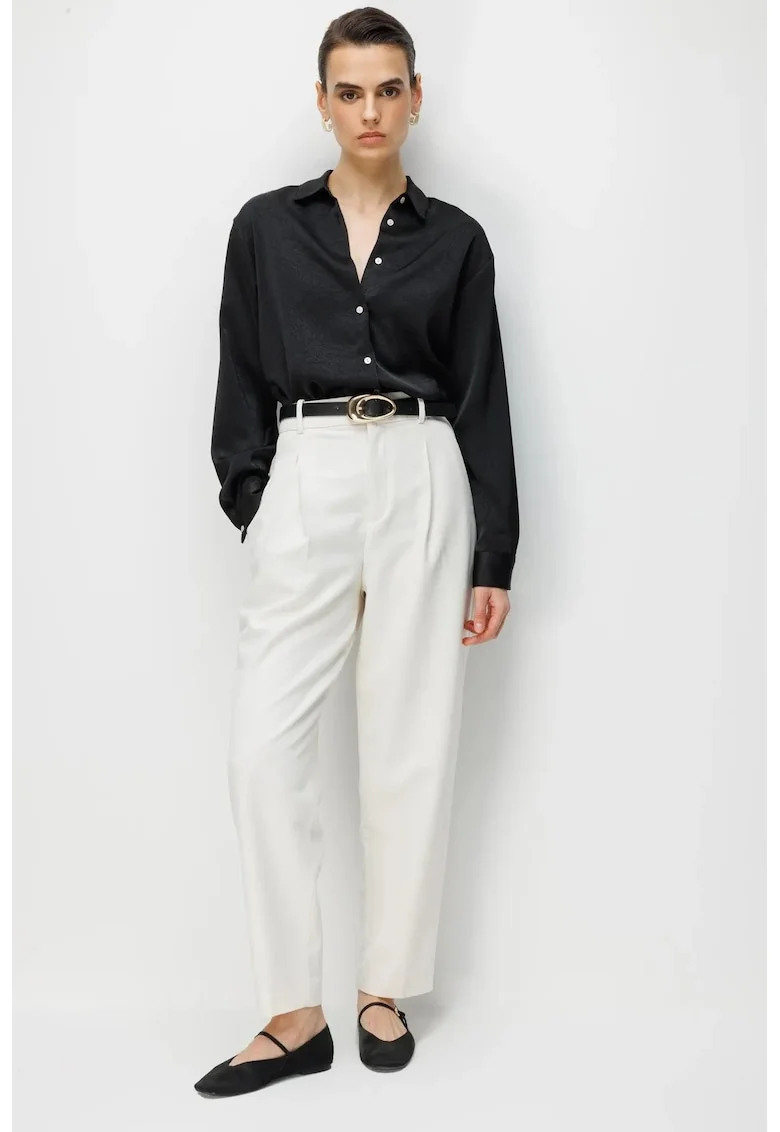 Camasa  neagra, din satin, cu maneca lunga, pentru femei