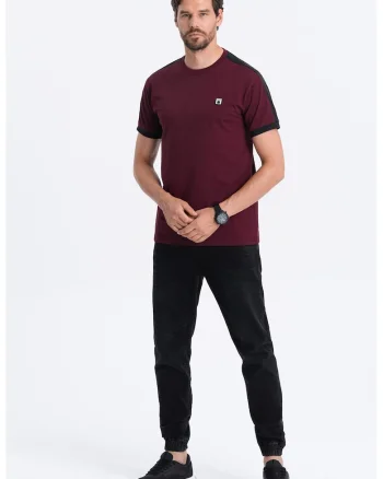 Tricou cu decolteu rotund, Visiniu