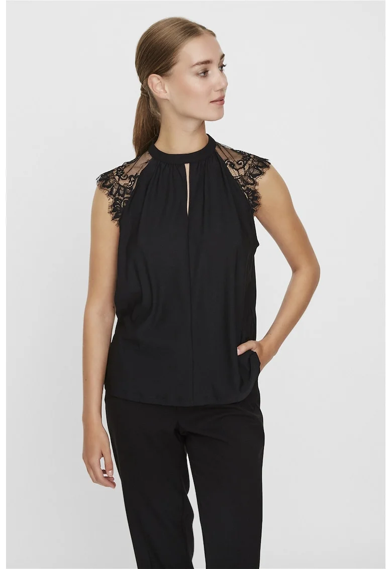Bluza cu garnituri de dantela, Negru