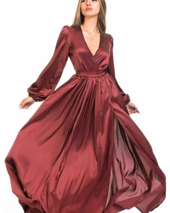 Rochie maxi evazata cu slit si model petrecut, Visiniu