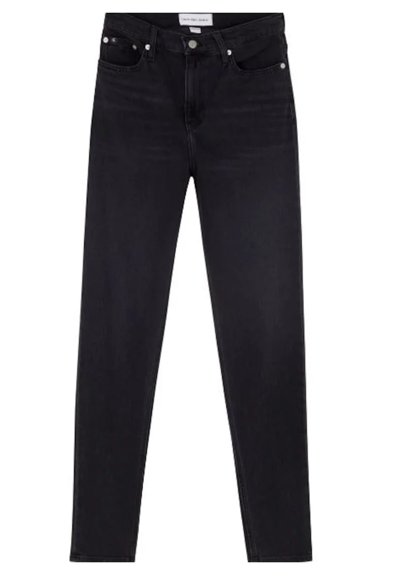 Blugi mom fit