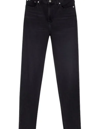 Blugi mom fit