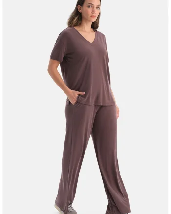 Tricou din amestec de modal cu decolteu in V, Maro cognac