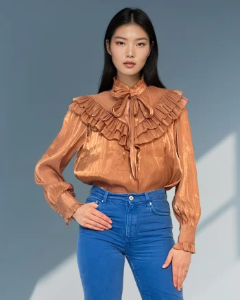 Bluză cu volane la piept și legătură la gât beige - Unica S-L