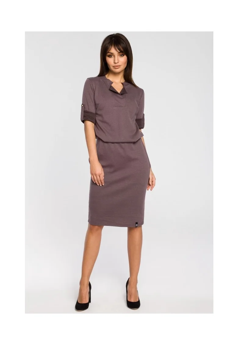 Rochie cu guler inalt si decolteu plisat,