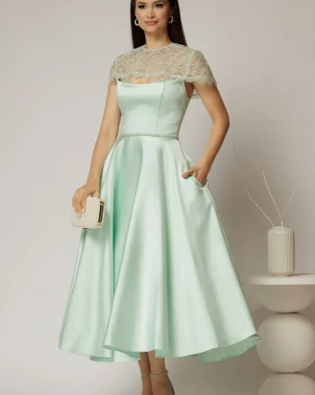 Rochie midi verde menta de ocazie din tafta cu dantela pe umeri