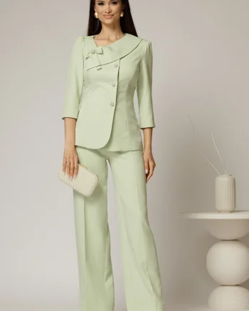 Compleu DY Fashion verde fistic din sacou cu funda si nasturi perla si pantaloni