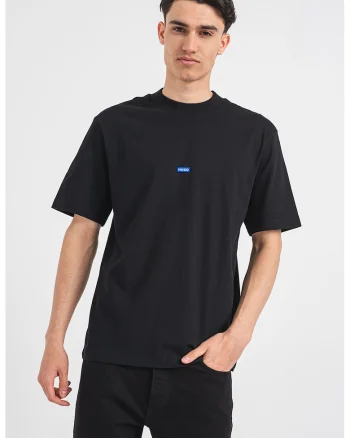 Tricou cu decolteu la baza gatului si logo Nieros