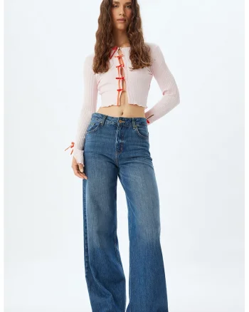 Bluza crop striata cu funde, Roz pastel