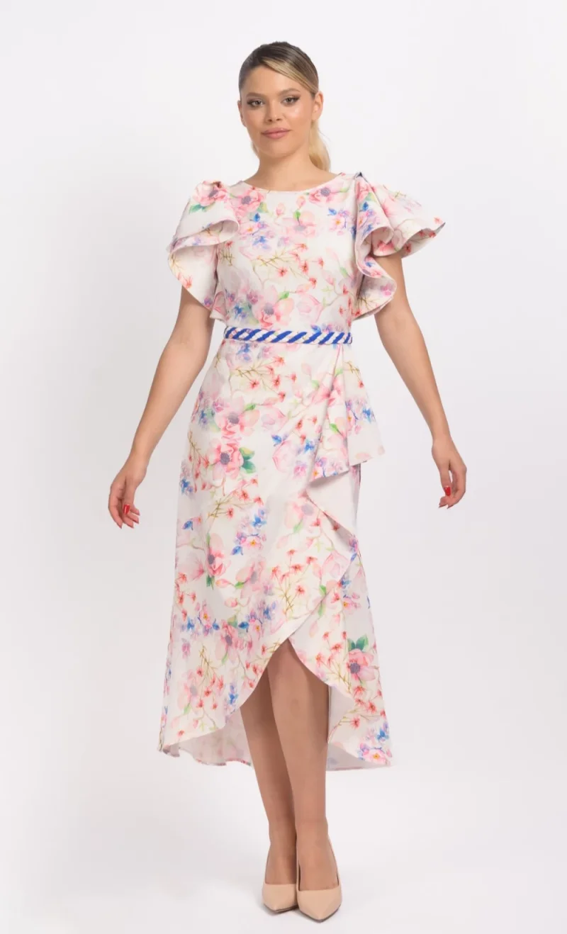 Rochie eleganta cu imprimeu floral asimetrica prevazuta cu volane si centura impletita
