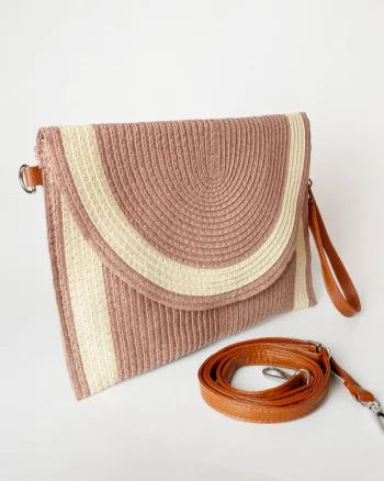 Geanta plic impletita crossbody, cu bareta de umar si de mana, roz prafuit cu bej